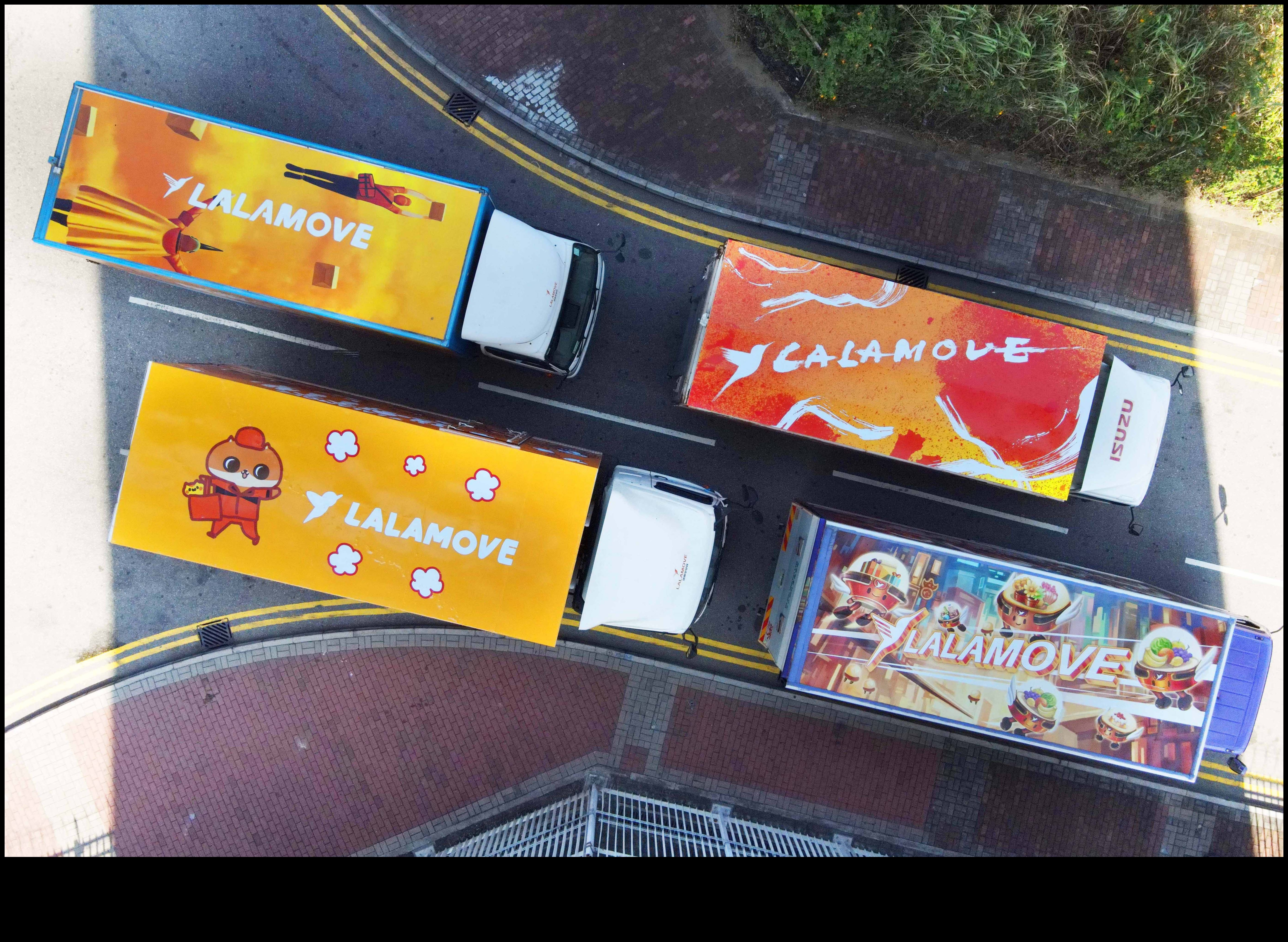 النقل المخصص: وظائف الطلاء الفريدة والفنية على الشاحنات